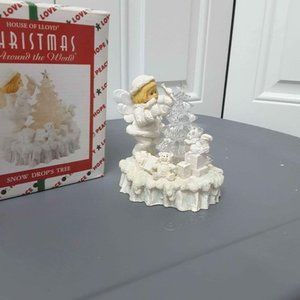 House Of Lloyd - Christmas Around the World - Snow Drop's Tree